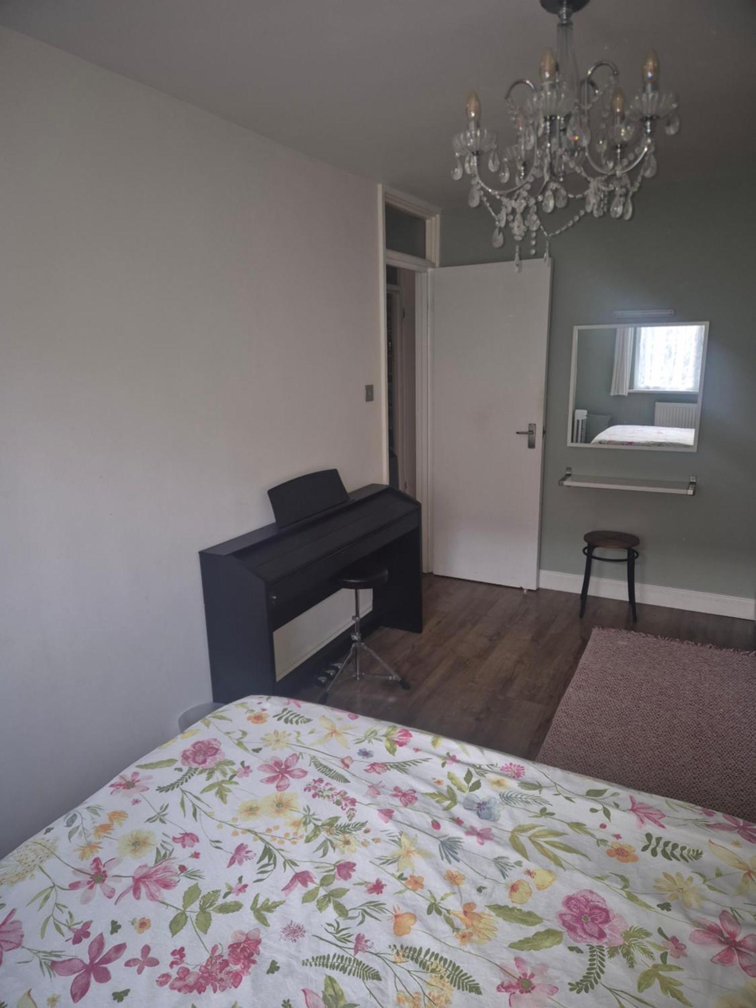 Luxury One Bedroom Flat London Exterior photo