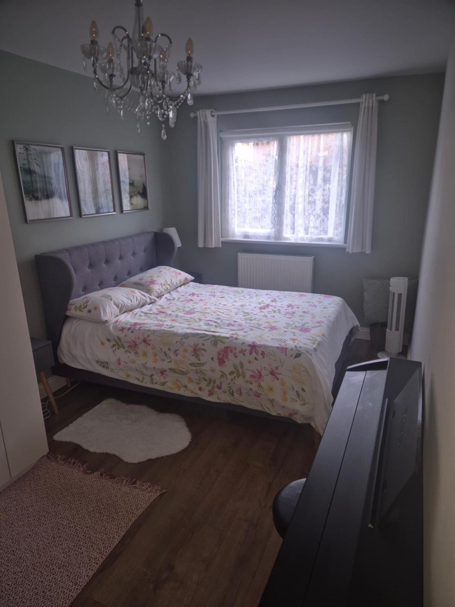 Luxury One Bedroom Flat London Exterior photo